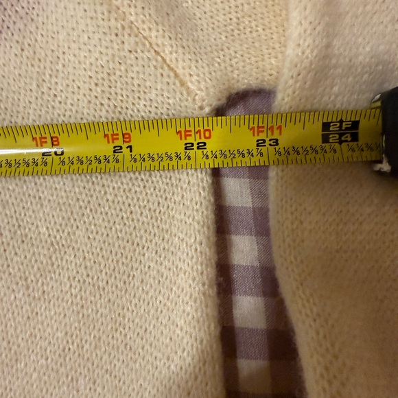 The heart warmer sweater Valentine’s Day hearts  Kiel James Patrick - Picture 8 of 9